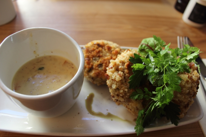 Bavarian white sausage meatballs with curry honey mustard and vegetable soup (left)